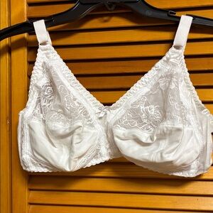 Elegant White Lace Bra